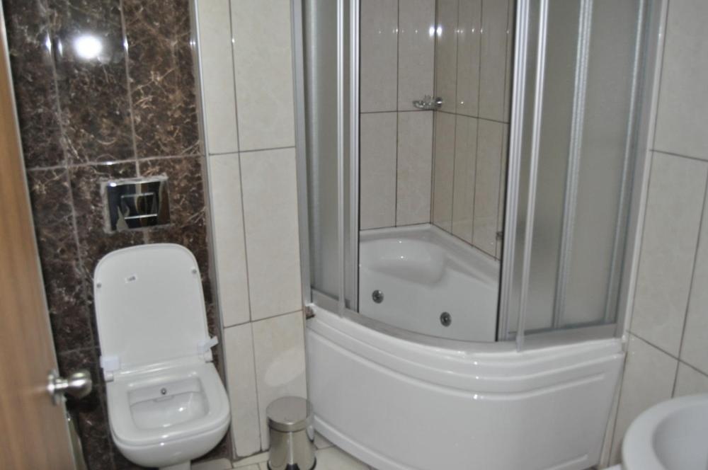 Room image 4