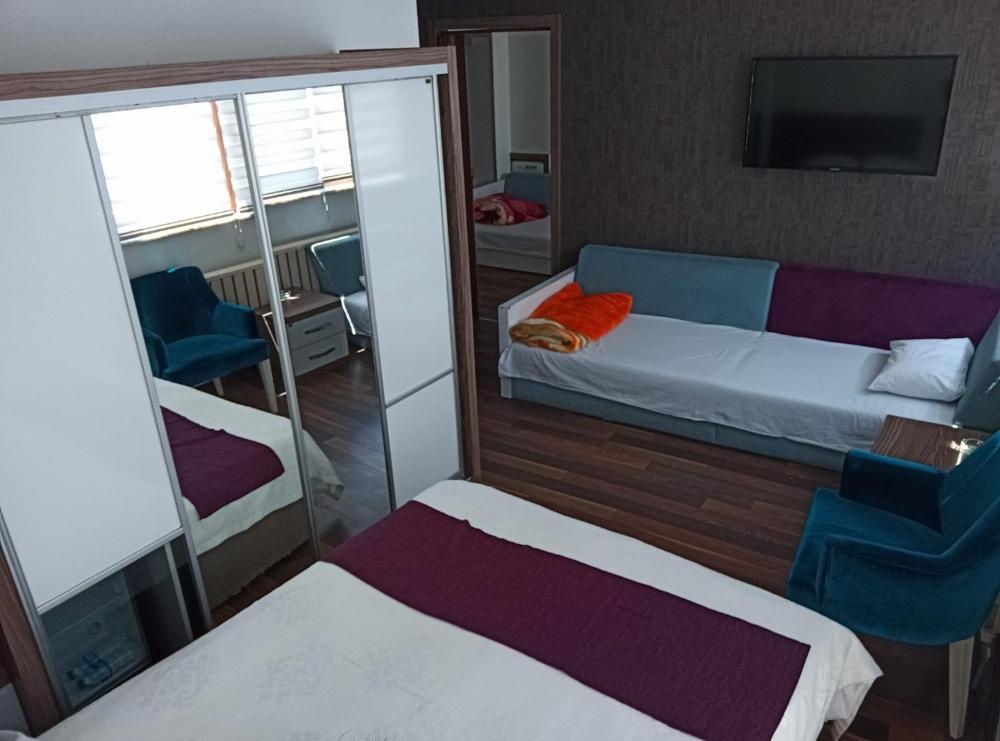 Room image 5
