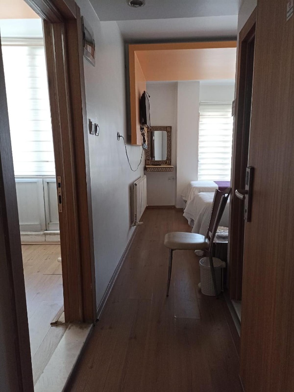 Garra Hotel Main image